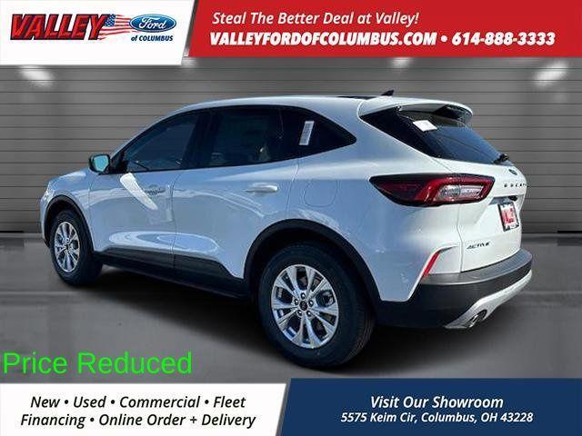 new 2025 Ford Escape car, priced at $27,668