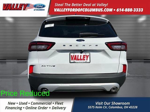 new 2025 Ford Escape car, priced at $27,668