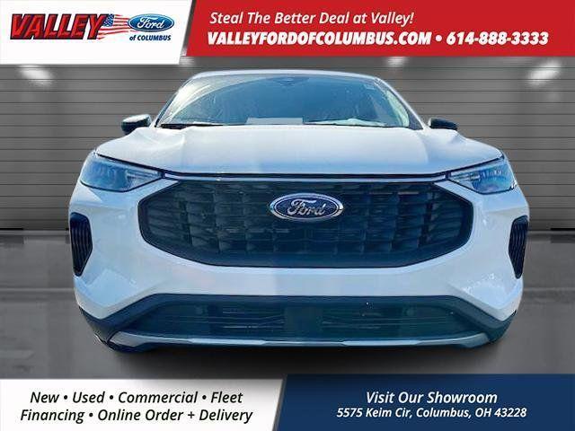 new 2025 Ford Escape car, priced at $28,418