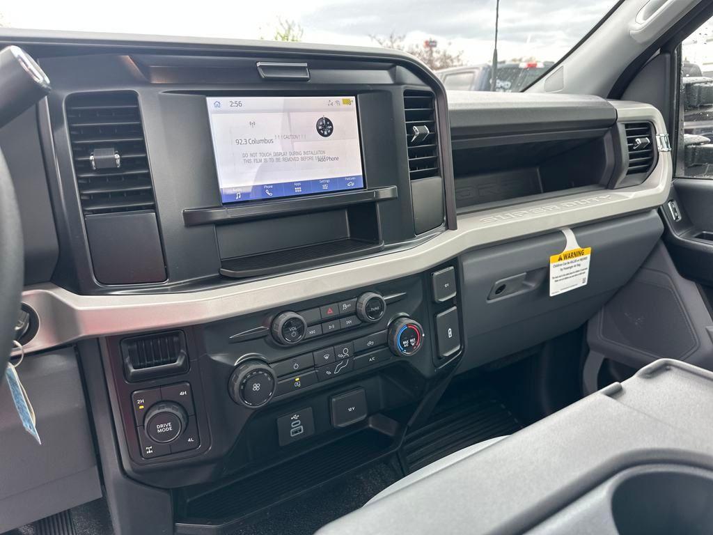 new 2025 Ford F-250 car, priced at $52,245