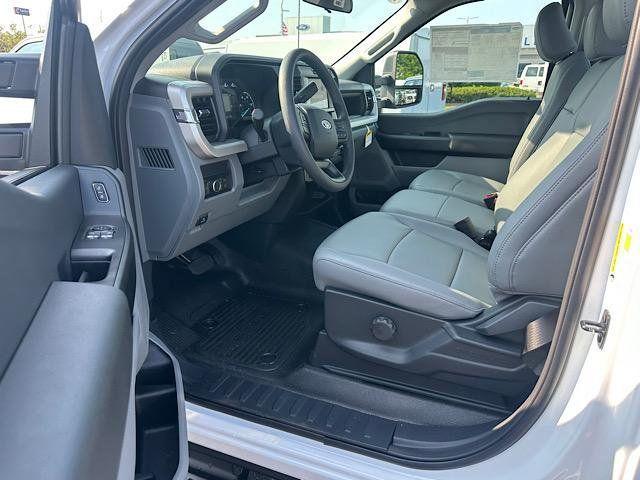 new 2025 Ford F-250 car, priced at $45,904