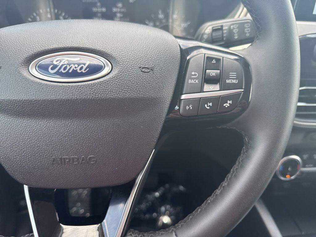 used 2022 Ford Escape car, priced at $24,899