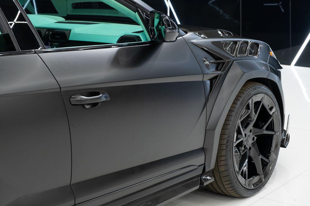 used 2024 Lamborghini Urus car, priced at $499,980