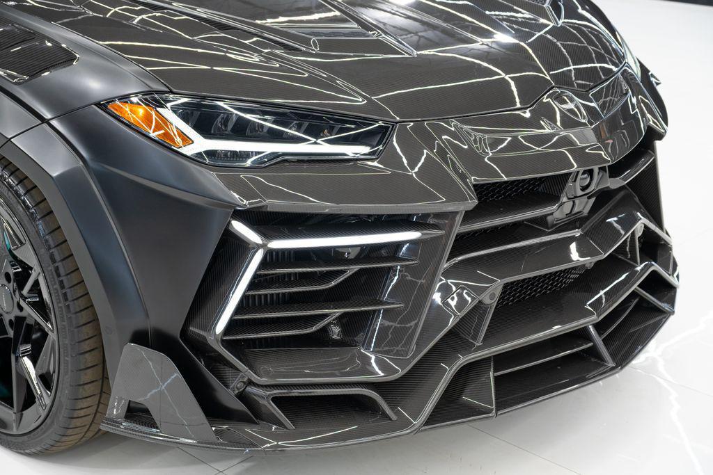used 2024 Lamborghini Urus car, priced at $499,980