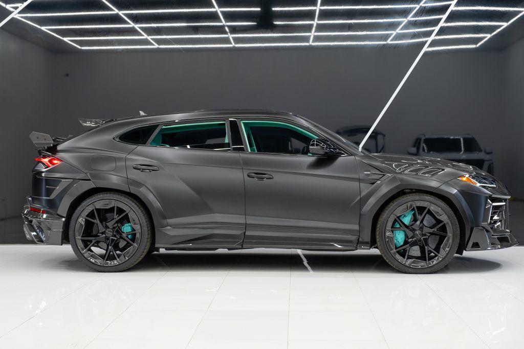 used 2024 Lamborghini Urus car, priced at $499,980