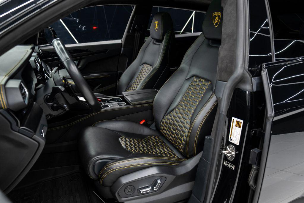 used 2022 Lamborghini Urus car, priced at $179,980