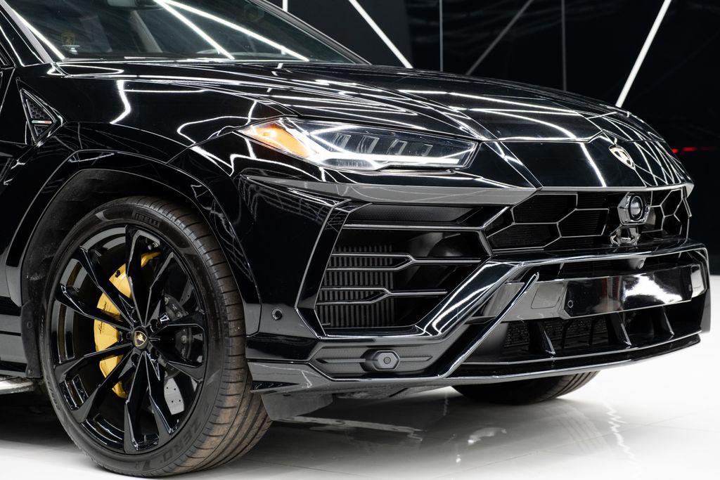 used 2022 Lamborghini Urus car, priced at $179,980