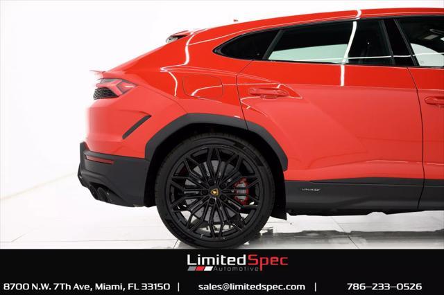 used 2025 Lamborghini Urus car, priced at $309,980