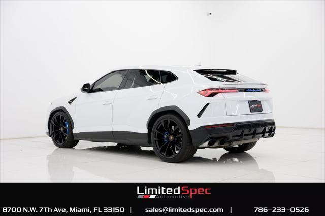 used 2022 Lamborghini Urus car, priced at $169,980