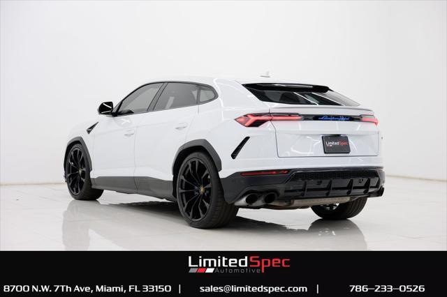 used 2022 Lamborghini Urus car, priced at $169,980