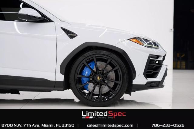 used 2022 Lamborghini Urus car, priced at $169,980