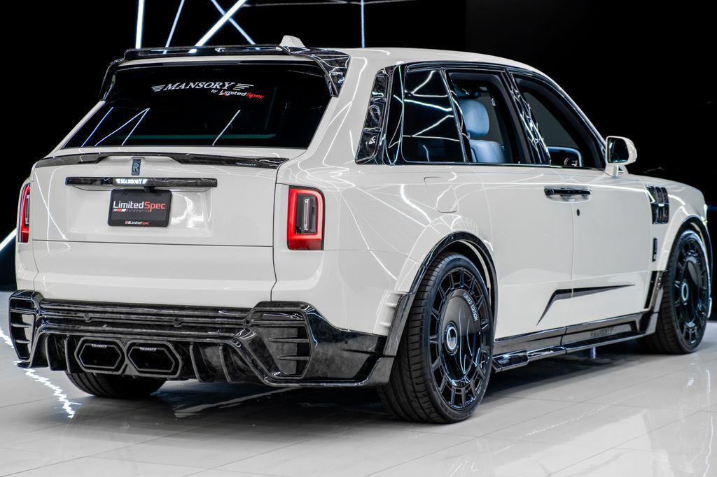 used 2025 Rolls-Royce Cullinan car, priced at $899,980
