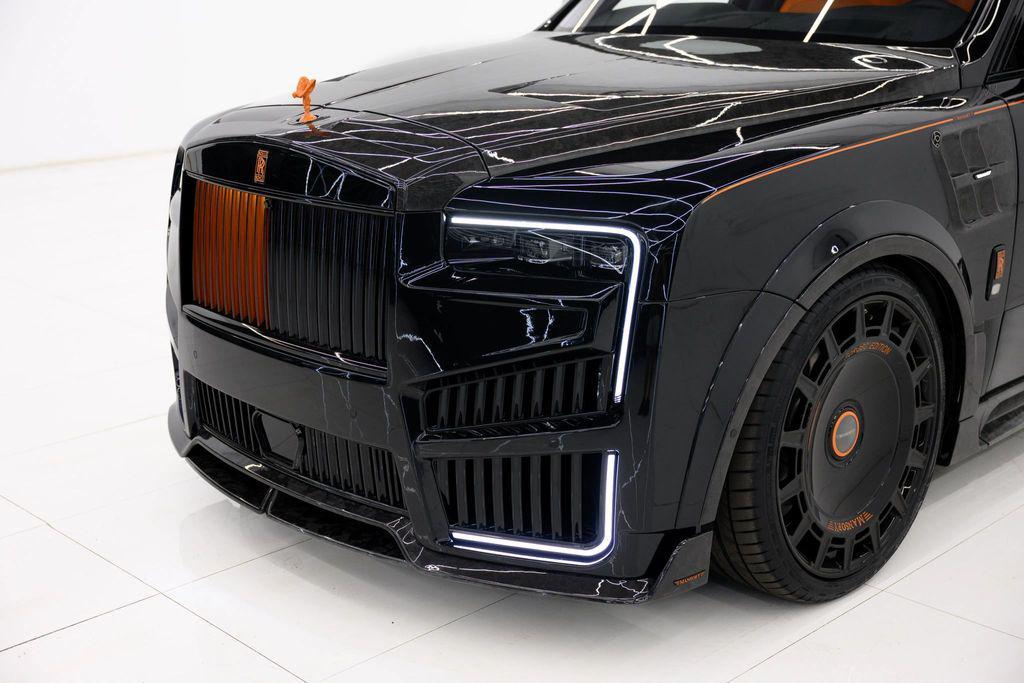 used 2025 Rolls-Royce Cullinan car, priced at $899,980
