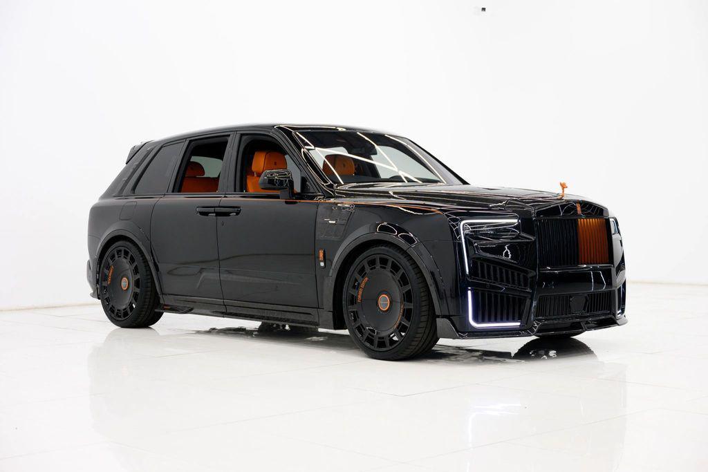 used 2025 Rolls-Royce Cullinan car, priced at $899,980