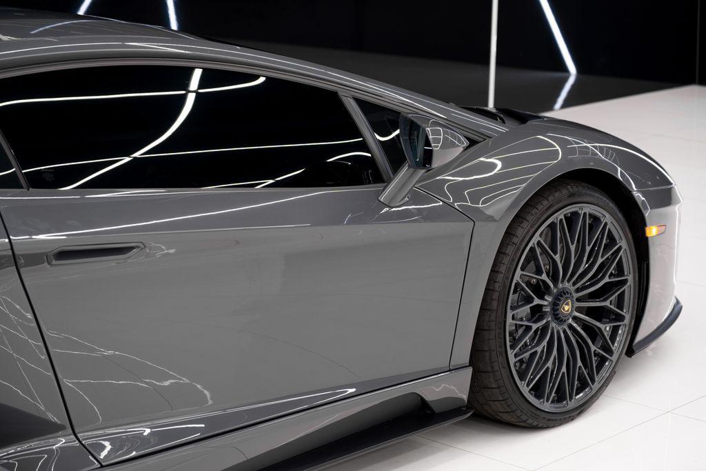 used 2020 Lamborghini Aventador S car, priced at $459,980
