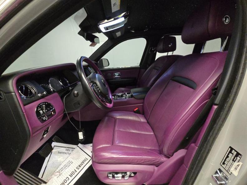 used 2023 Rolls-Royce Cullinan car, priced at $279,980