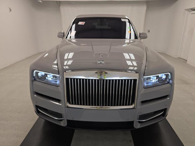 used 2023 Rolls-Royce Cullinan car, priced at $279,980