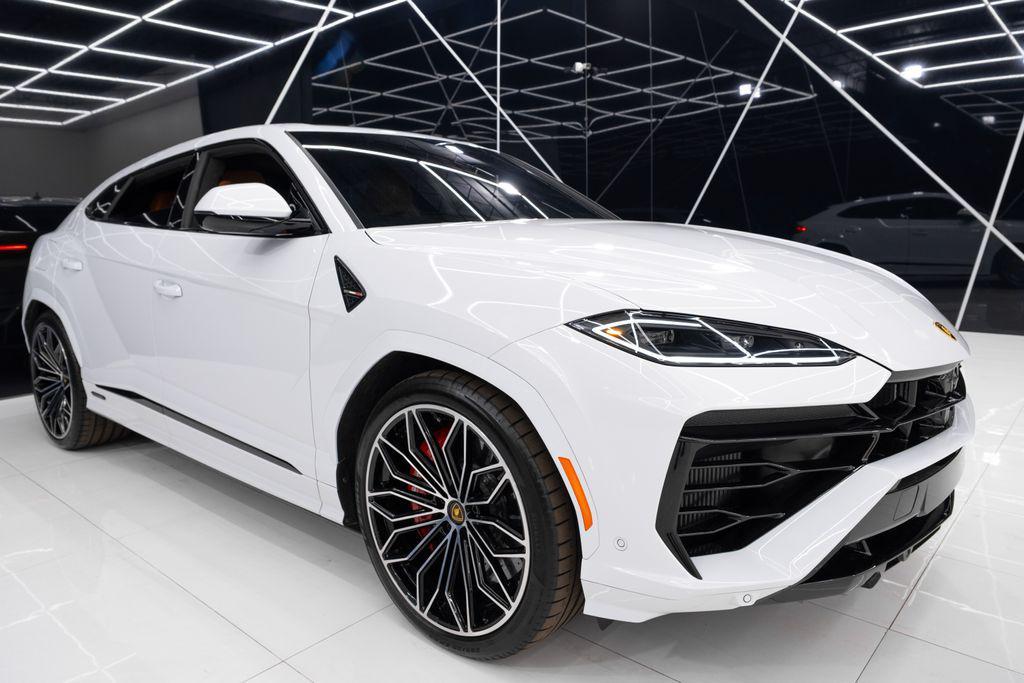 used 2025 Lamborghini Urus car, priced at $339,980