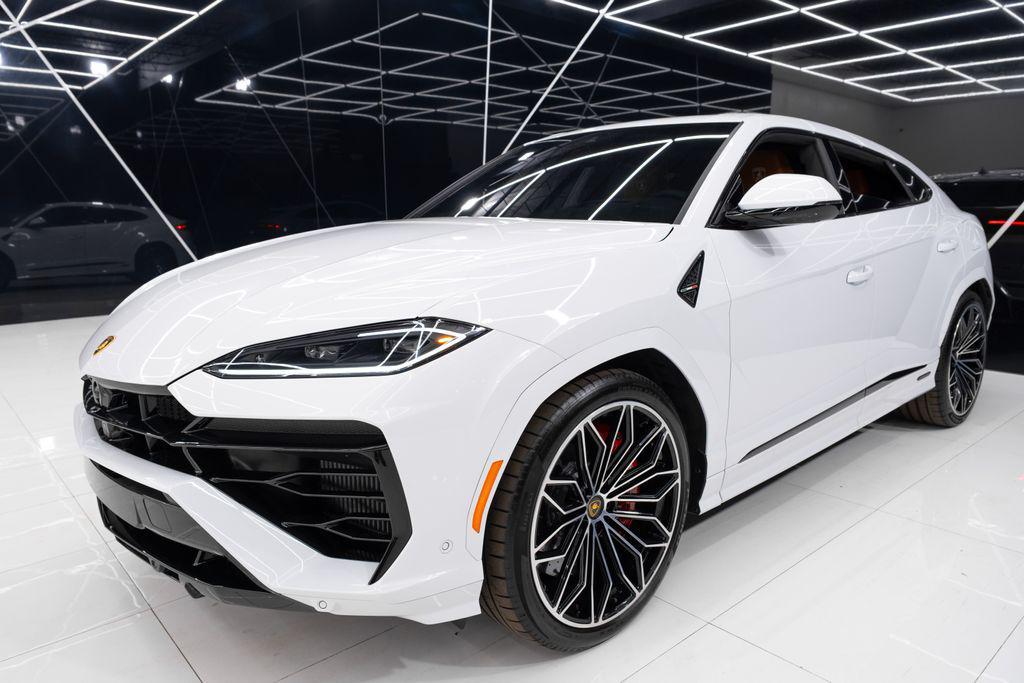 used 2025 Lamborghini Urus car, priced at $339,980