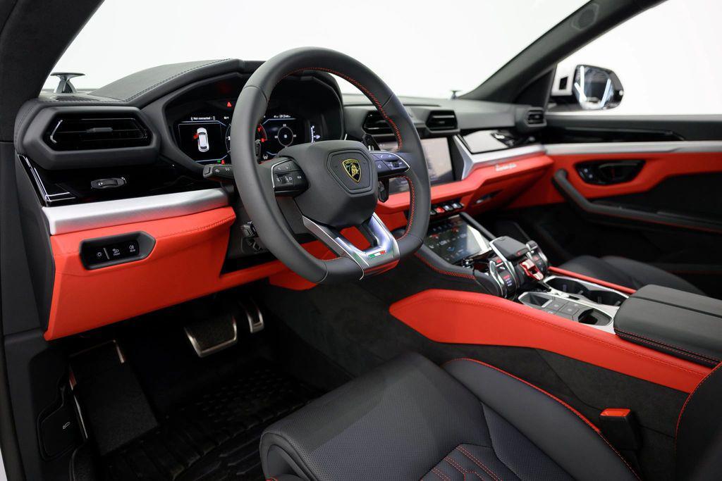 used 2025 Lamborghini Urus car, priced at $319,980
