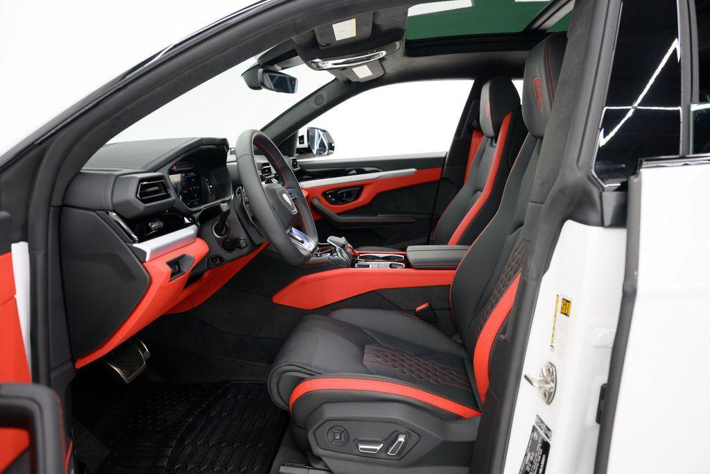 used 2025 Lamborghini Urus car, priced at $319,980