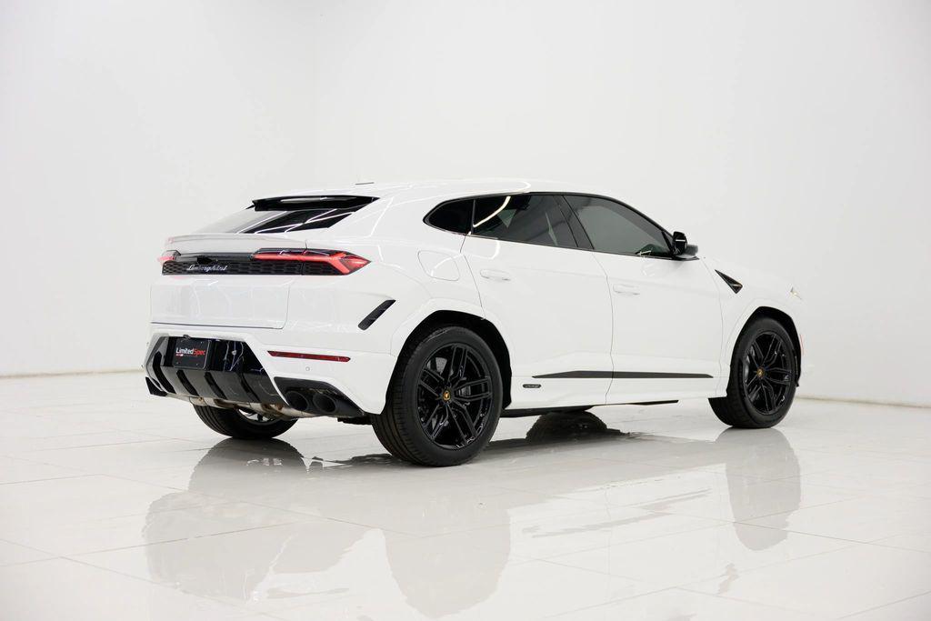 used 2025 Lamborghini Urus car, priced at $319,980