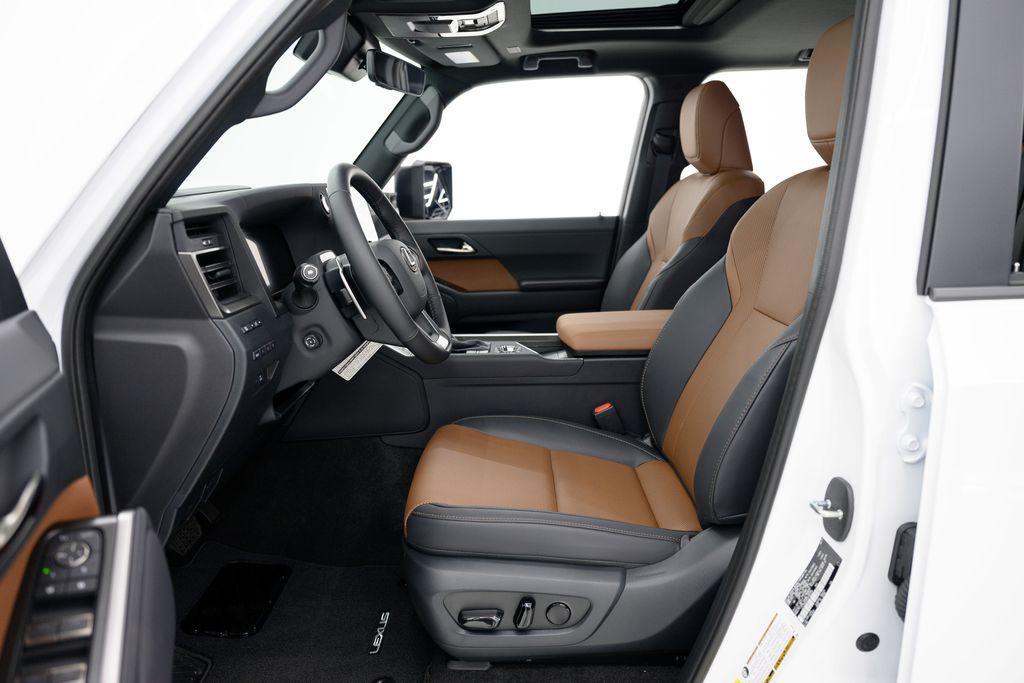 used 2025 Lexus GX 550 car, priced at $82,980