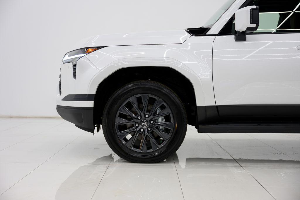 used 2025 Lexus GX 550 car, priced at $82,980