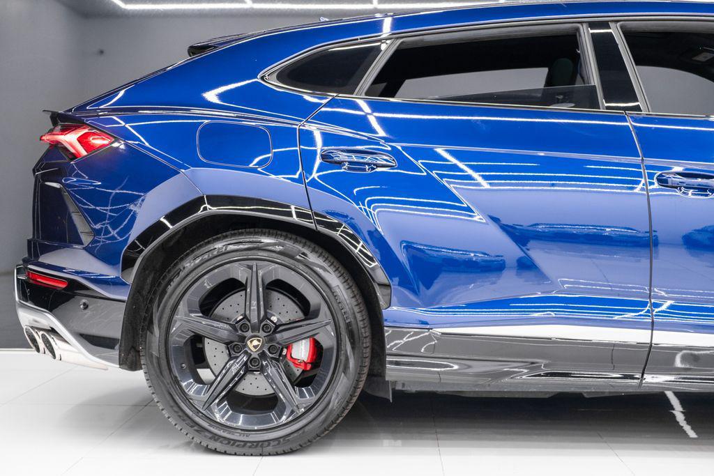 used 2021 Lamborghini Urus car, priced at $189,980