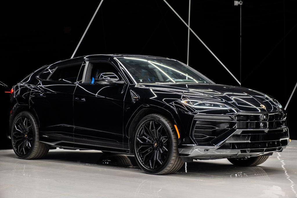 used 2025 Lamborghini Urus car, priced at $309,980