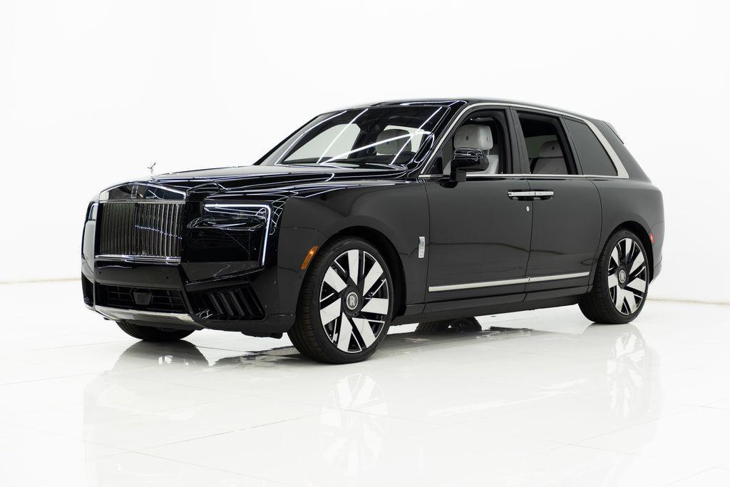used 2025 Rolls-Royce Cullinan car, priced at $439,980