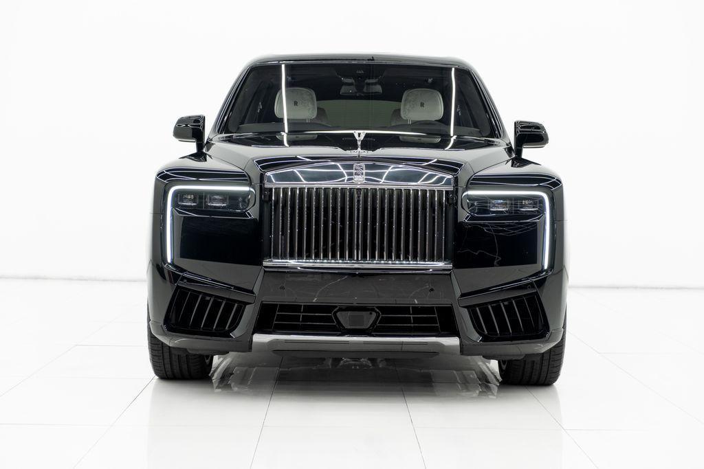 used 2025 Rolls-Royce Cullinan car, priced at $439,980