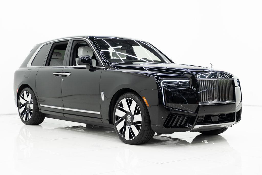 used 2025 Rolls-Royce Cullinan car, priced at $439,980