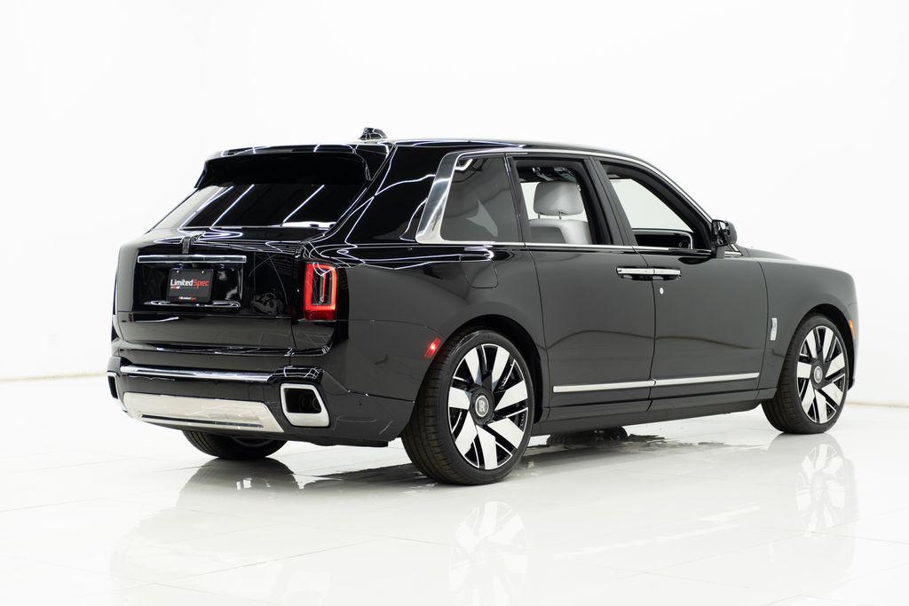 used 2025 Rolls-Royce Cullinan car, priced at $439,980