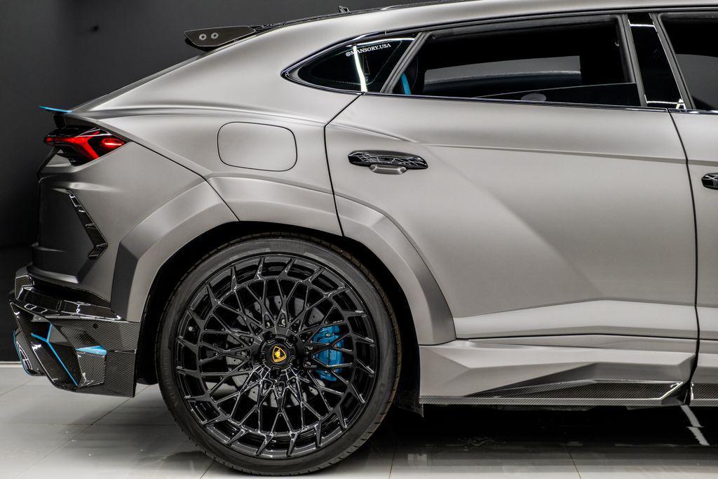 used 2023 Lamborghini Urus car, priced at $499,980