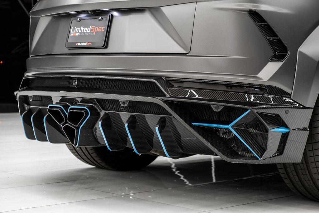 used 2023 Lamborghini Urus car, priced at $499,980