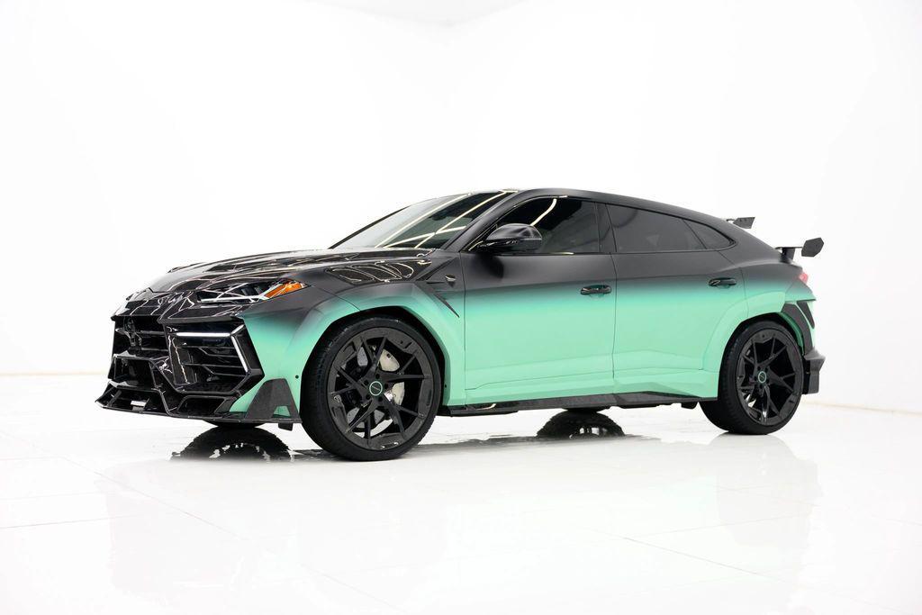 used 2024 Lamborghini Urus car, priced at $499,980