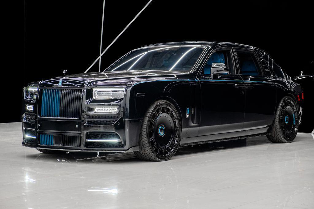 used 2023 Rolls-Royce Phantom car, priced at $599,980