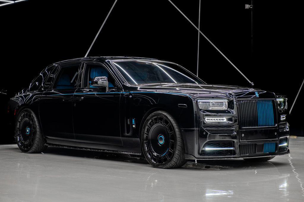 used 2023 Rolls-Royce Phantom car, priced at $599,980