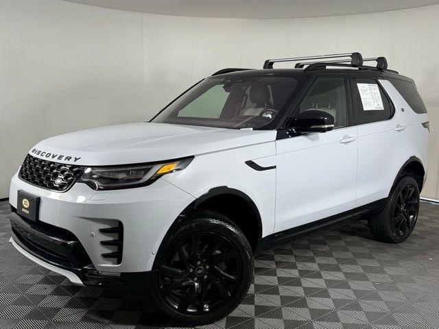 used 2022 Land Rover Discovery car, priced at $37,988