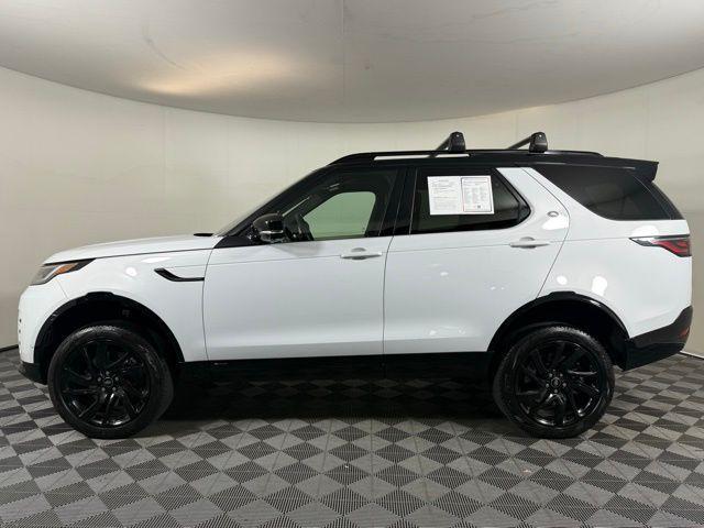 used 2022 Land Rover Discovery car, priced at $37,988