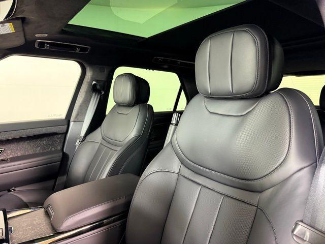new 2025 Land Rover Range Rover Sport car, priced at $139,060