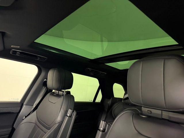 new 2025 Land Rover Range Rover Sport car, priced at $95,615