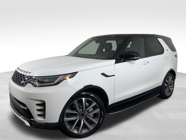 new 2025 Land Rover Discovery car, priced at $76,628