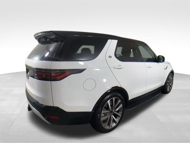 new 2025 Land Rover Discovery car, priced at $76,628