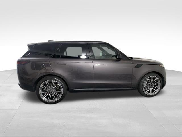 new 2025 Land Rover Range Rover Sport car, priced at $92,455