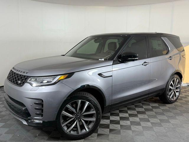 new 2025 Land Rover Discovery car, priced at $77,078