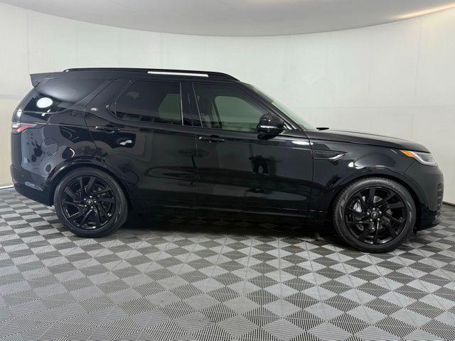 new 2025 Land Rover Discovery car