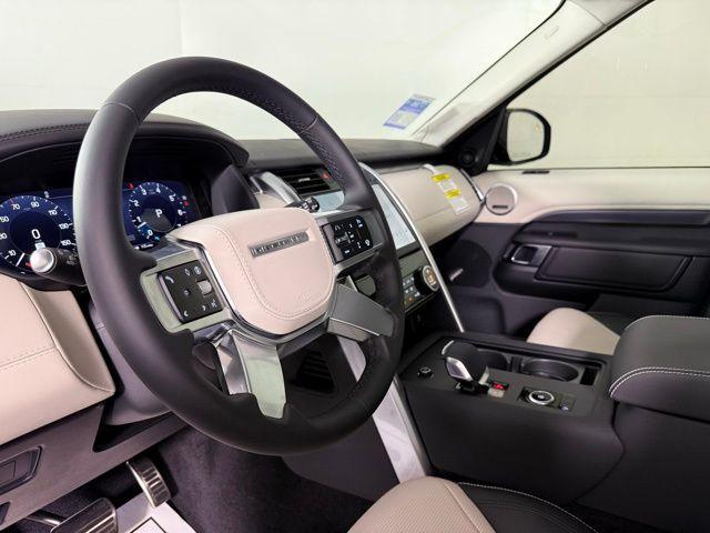 new 2025 Land Rover Discovery car, priced at $83,275
