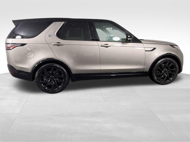 new 2025 Land Rover Discovery car, priced at $77,278